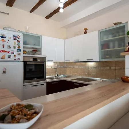 Seafront Escape Apartman