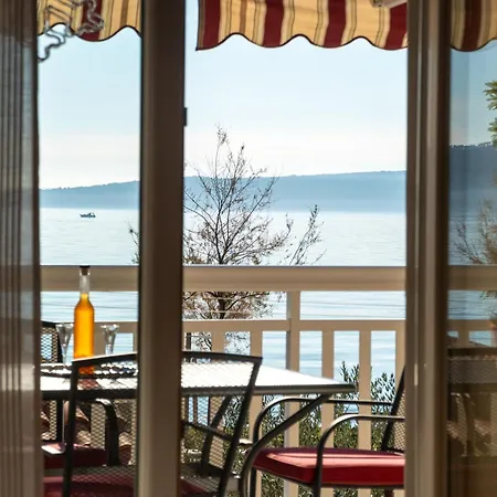 Seafront Escape Διαμέρισμα *
