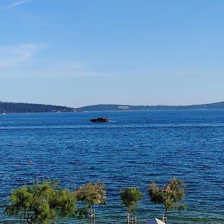 Διαμέρισμα Seafront Escape *